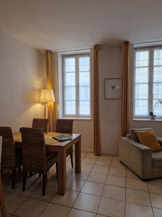 2 Pieces Dans Le Centre Avec Petite Terrasse 3*** Apartment มาร์กเซย ภายนอก รูปภาพ